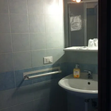 Gambara Hotell *