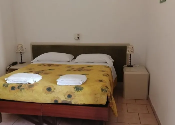 Gambara Hotel *