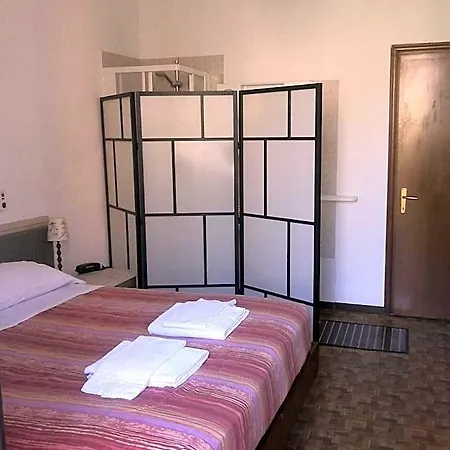Gambara Hotel