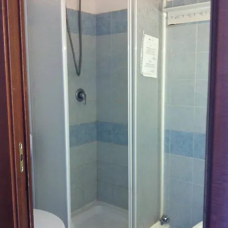 Hotel Gambara *