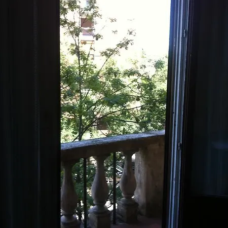 Gambara Hotel