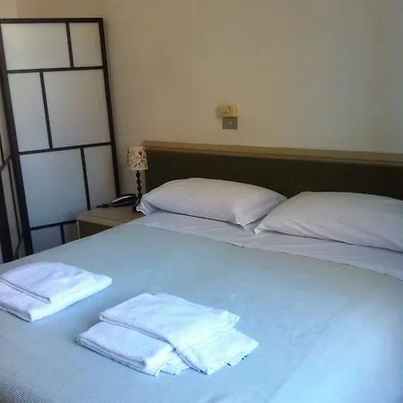 Hotel Gambara *