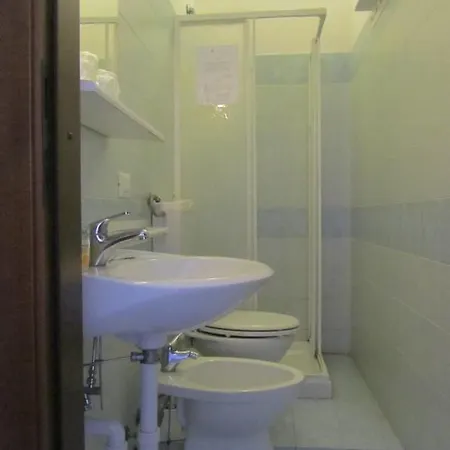 Hotel Gambara *